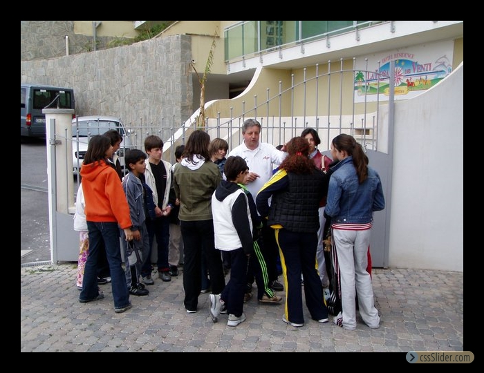 3° Raduno Ligure - Sorridi con noi  1-2.05.2004 115
