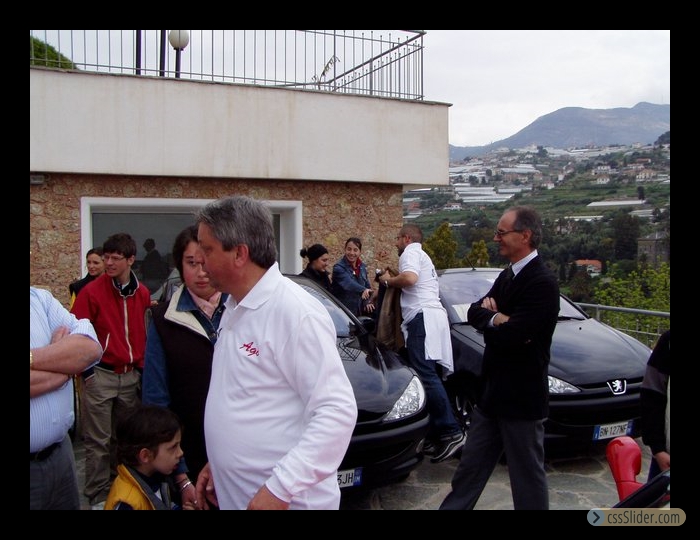 3° Raduno Ligure - Sorridi con noi  1-2.05.2004 122