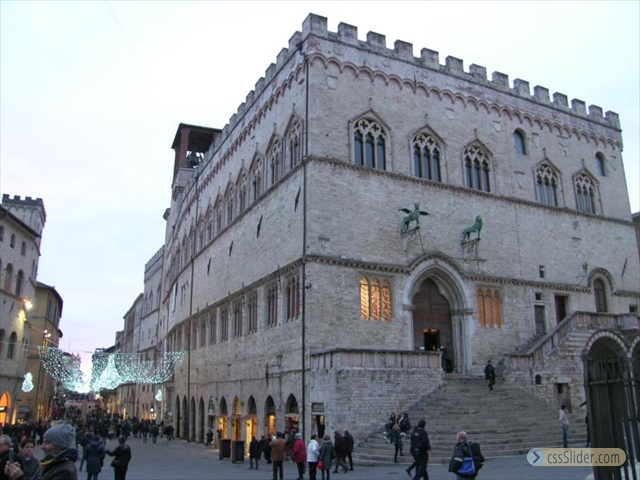 063 Perugia palazzo dei Priori